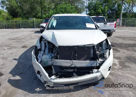 2019 Toyota Highlander Le z USA, uszkodzony, nr VIN 5TDBZRFH5KS718739